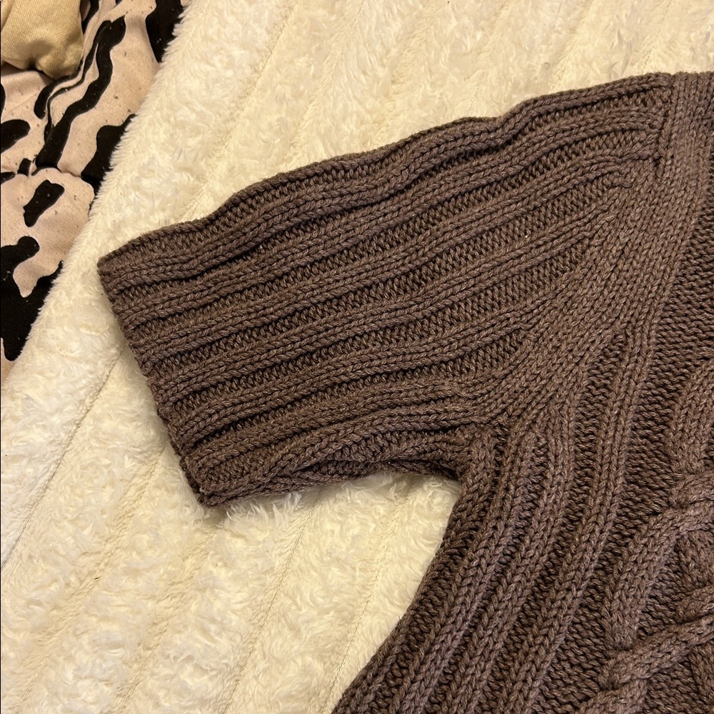 Vintage Aeropostale Brown Cable-Knit Short Sleeve Cardigan - Picture 5 of 11